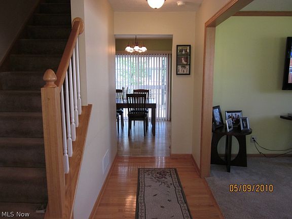 3rd image of 4055 Bayberry Knoll Ln