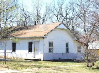 512 W Summit Ave, Ponca City, OK 74601