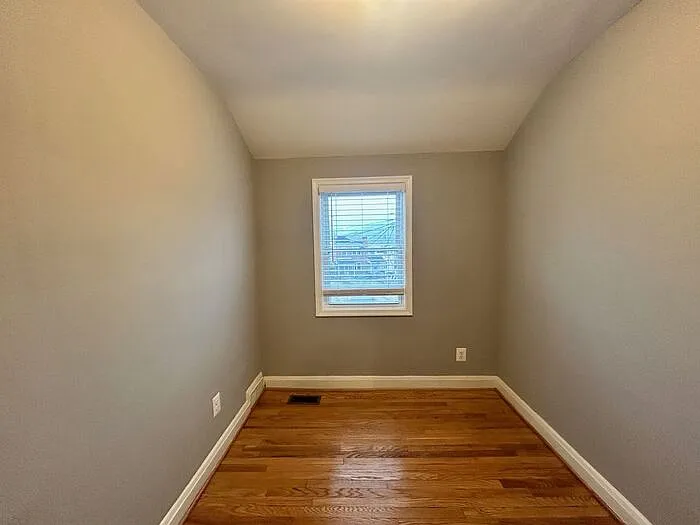 1700 Joan Ave — Photo 8
