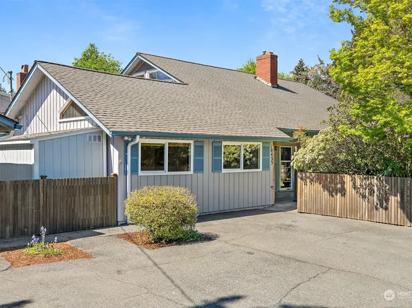 10423 42nd Avenue NE, Seattle, WA 98125