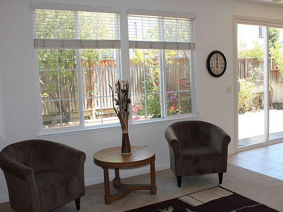 3rd image of 34519 Torrey Pine Ln