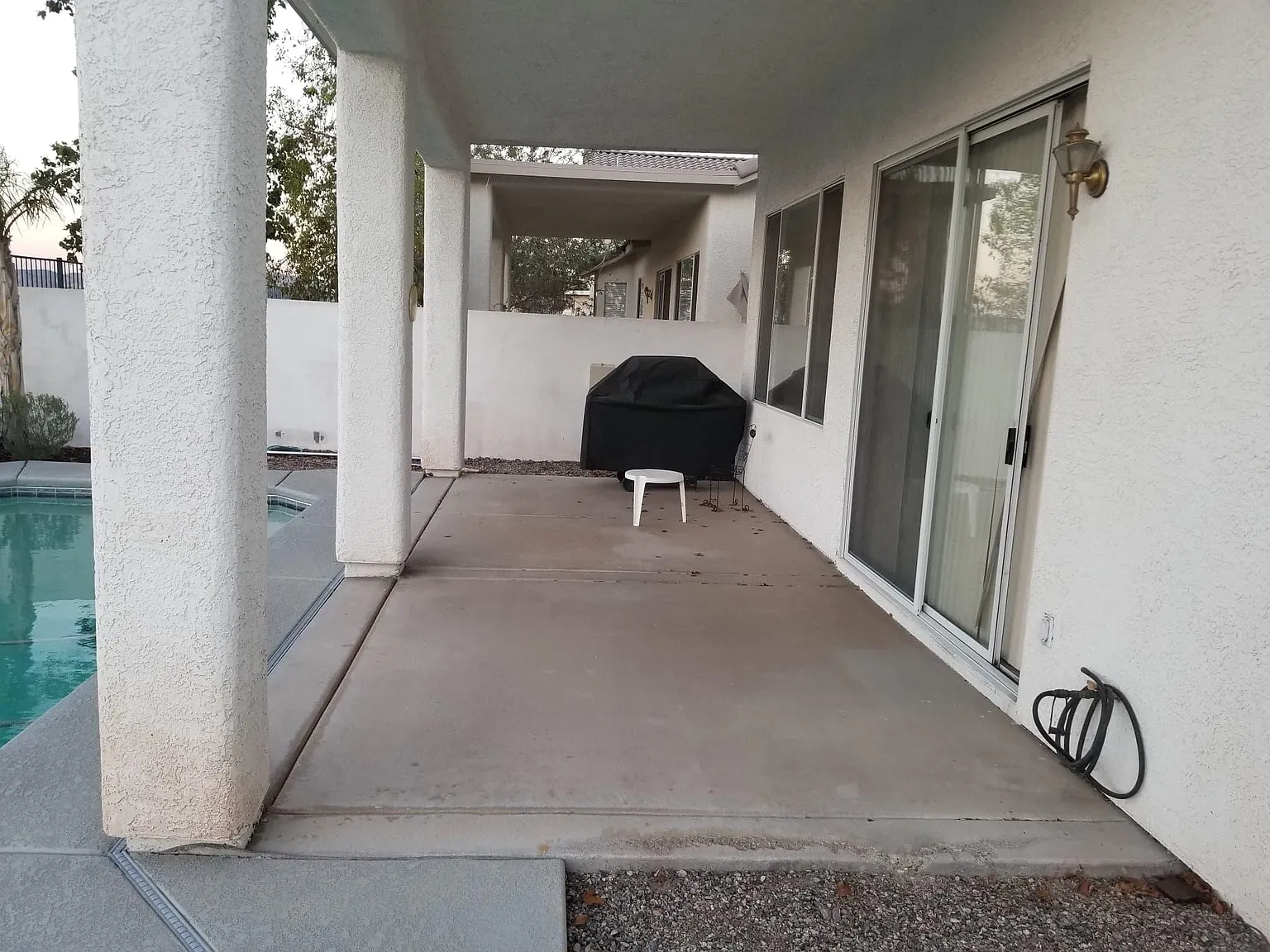 4 bed, 2001 sqft, $3,000 — Photo 3