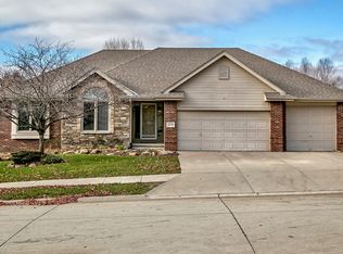 14728 Black St, Bennington, NE 68007