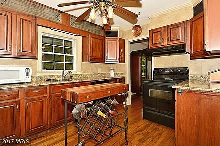 3rd image of 200 Plain Dealing Farm Ln