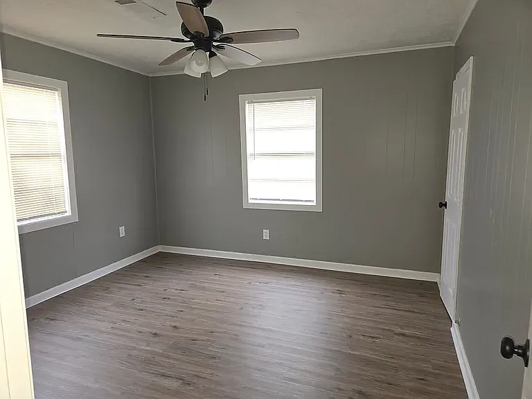 419 W Decatur Ave — Photo 16