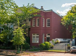 215 12th St SE, Washington, DC 20003