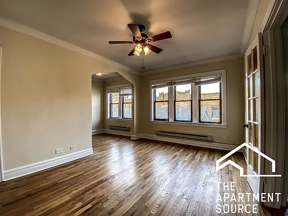 2nd image of 4743 N Hermitage Ave #4