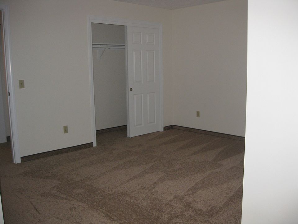 2nd image of 20 Dearborn Rd APT 19