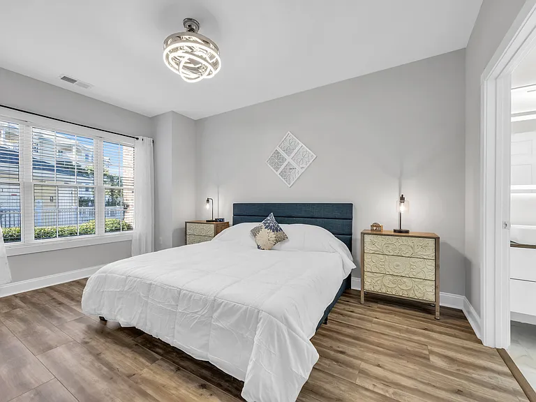 4821 Luster Leaf Cir #101 — Photo 14