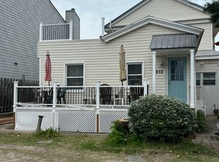 978 W Ocean View Ave APT 2, Norfolk, VA 23503