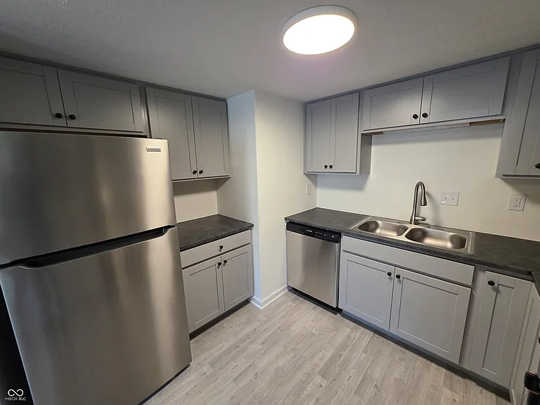 10207 Penrith Dr — Photo 6