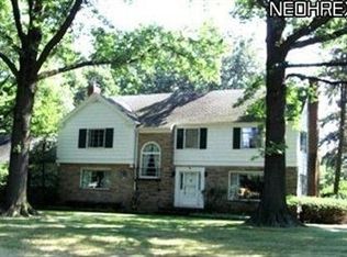 915 Eaton Ave, Akron, OH 44303