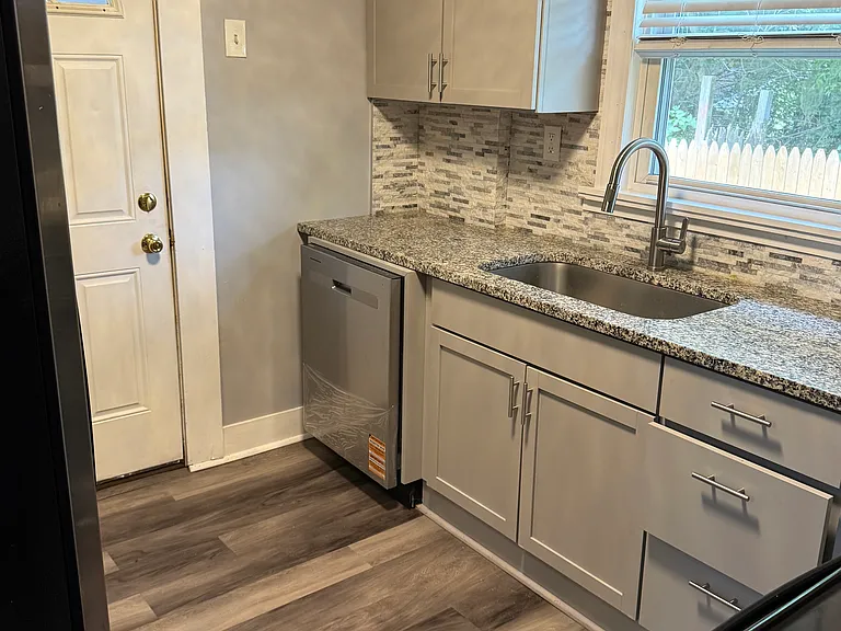 444 Evers St #1 — Photo 8