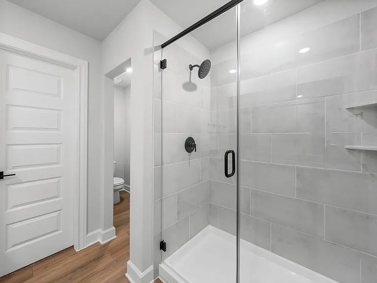9513 Balmy Ln — Photo 12