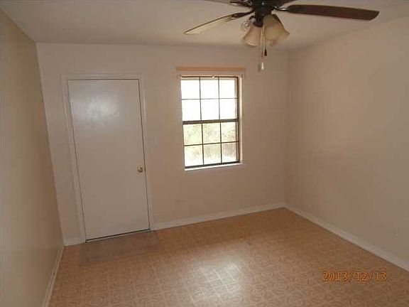 2nd image of 302 Forest Ave
