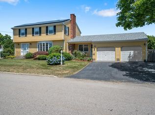 66 Plymouth Rd, East Providence, RI 02914