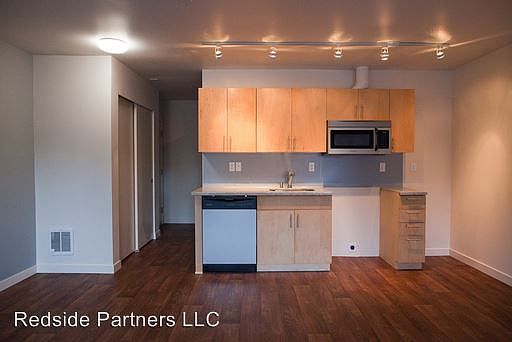3rd image of 3927 S Pearl St APT 09