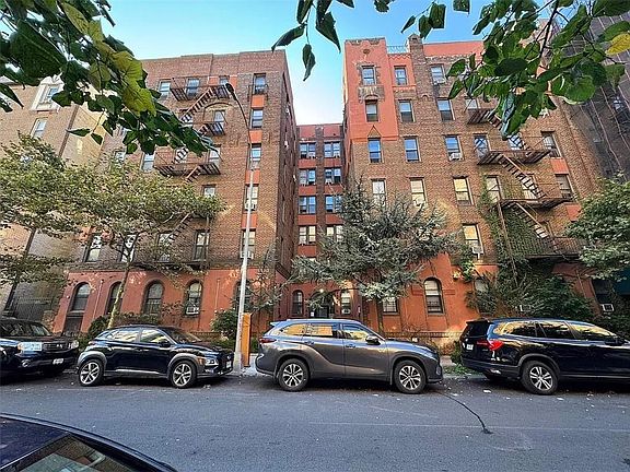 2nd image of 3100 Brighton 3rd St APT 6J