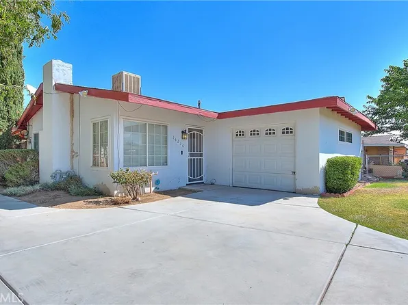 16236 Chestnut St, Hesperia, CA 92345
