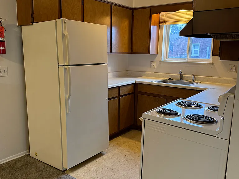 2406 Fort Park Blvd #1 — Photo 6