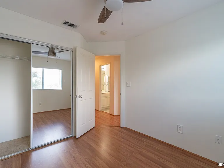 91-1011 Kaipalaoa St #404 — Photo 12