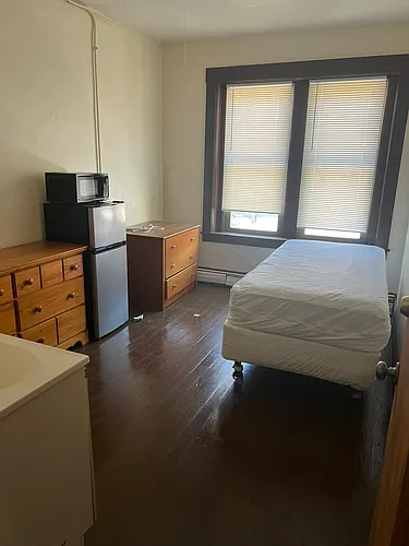 260 Middlesex St #9 Photo 1
