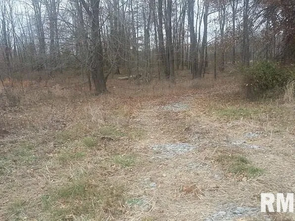 14768 Eastland Rd, Marion, IL 62959