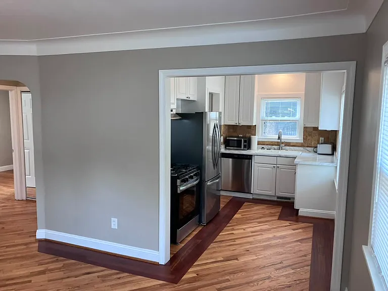 8072 Superior Ave — Photo 9