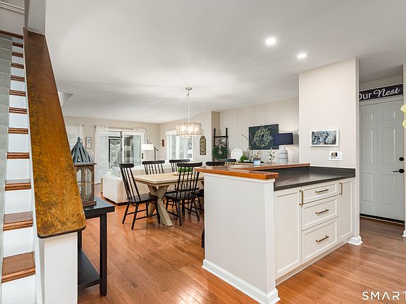 4th image of 918 Sand Stone Drive #918