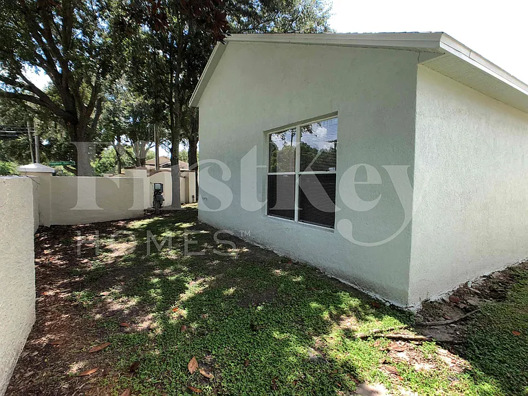 9801 Morris Glen Way — Photo 22