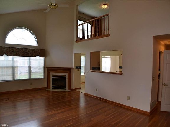 2nd image of 30581 Jasmine Ct #59A