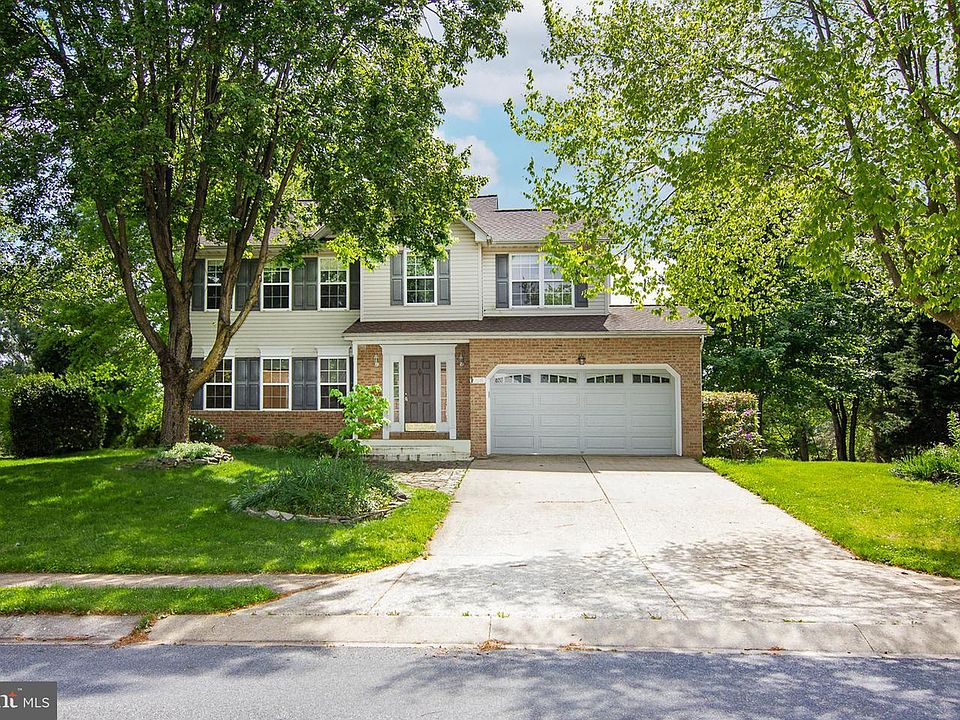 1st image of 168 Federal Ann Ct