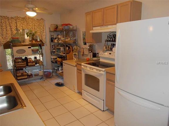 3rd image of 216 Dirksen Dr