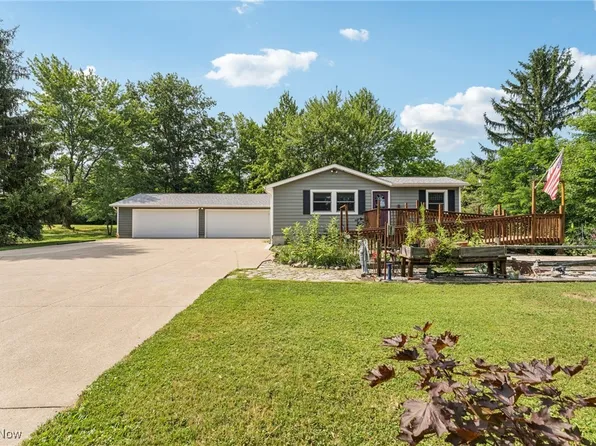 14120 Rock Creek Rd, Chardon, OH 44024