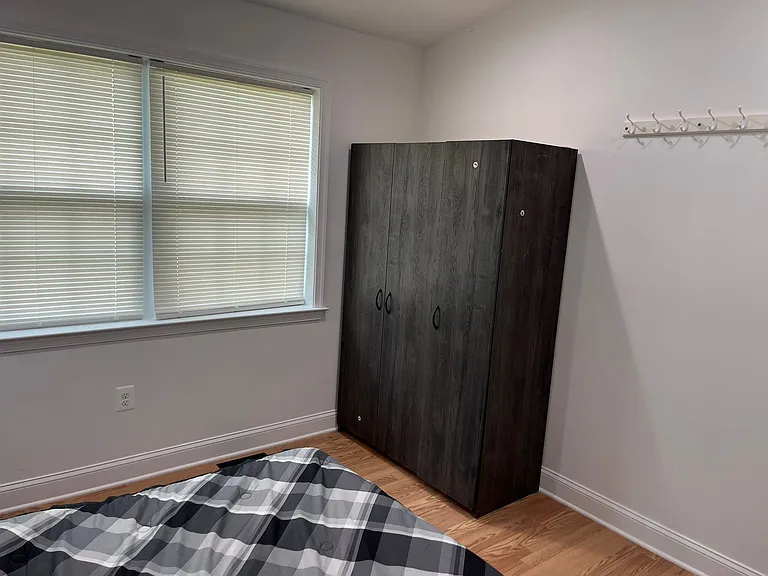 16138 Waterford Creek Cir #B — Photo 11