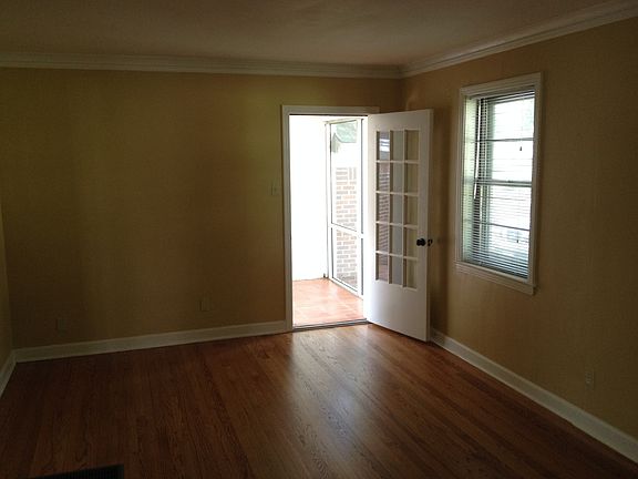 5th image of 4306 Elaine Ave