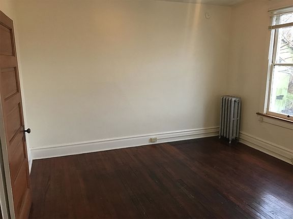 533 Greene St Unit 2 Bedroom 2