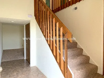 2526 Spring Valley Pike — Photo 2