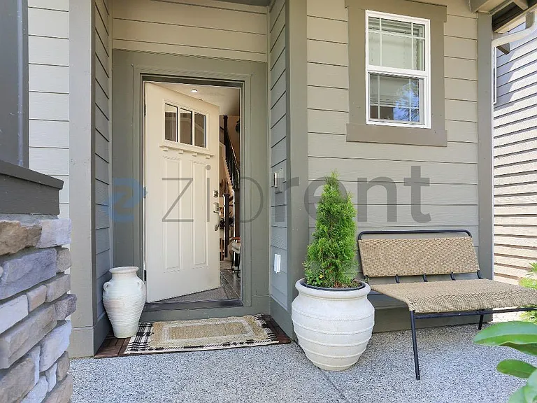 13207 74th Ave SE — Photo 2