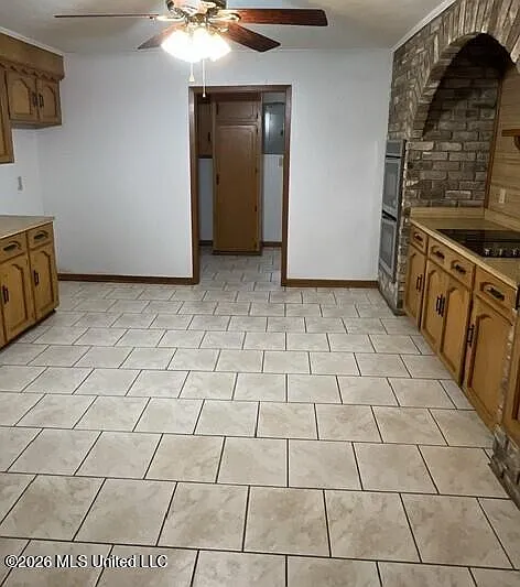 1056 Broken Arrow Ln — Photo 5