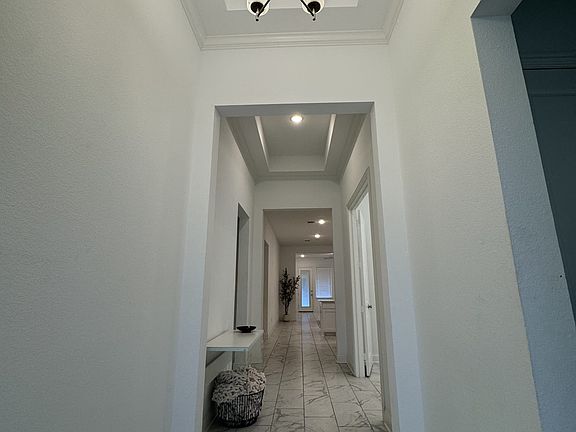 3rd image of 4516 Hammerstein Blvd