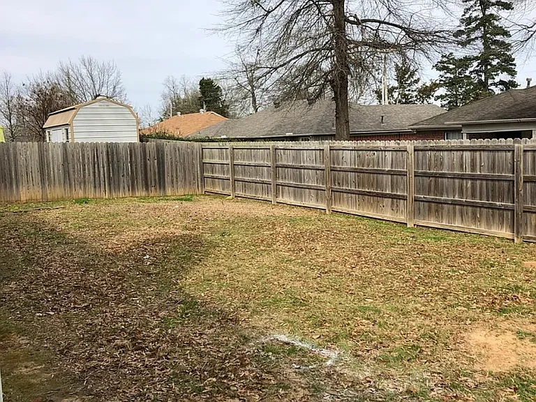 63 Green Oak Cir — Photo 2