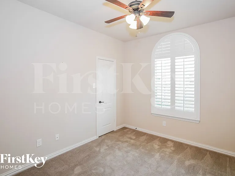 1629 Signature Dr — Photo 11