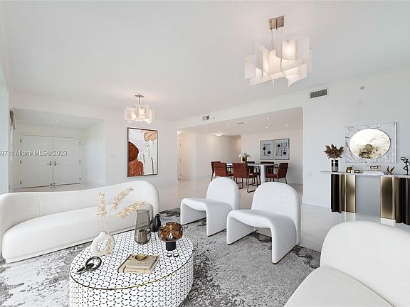 3rd image of 2645 S Bayshore Dr APT 1402