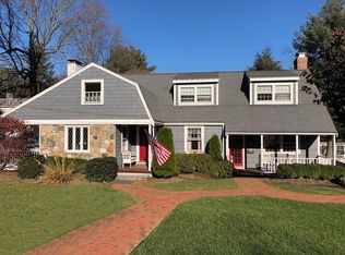 19 Kirkland Cir, Wellesley, MA 02481