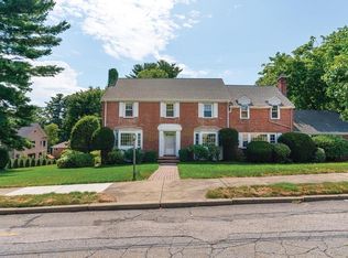 7 Dorothy Rd, Newton, MA 02459