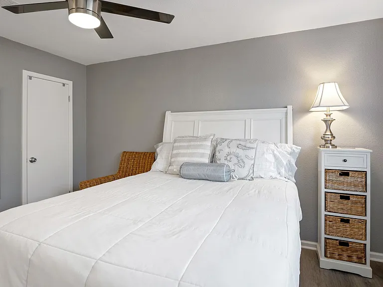 10401 Burmaster Ln #A — Photo 17