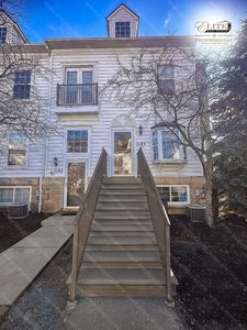 1183 Freesia Ct, Ann Arbor, MI, 48105