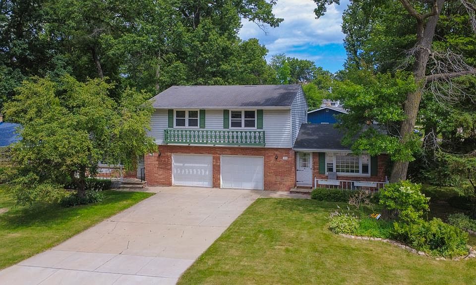 1st image of 1439 Springdale Ln