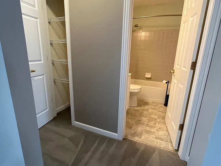 435 Vanderbuilt St — Photo 14